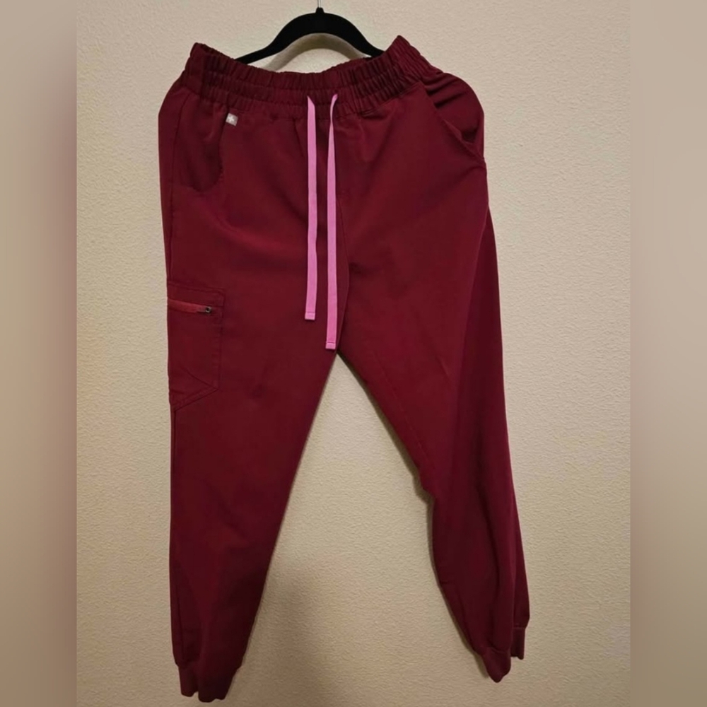 Figs Technical Collection Scrub Set - image 4